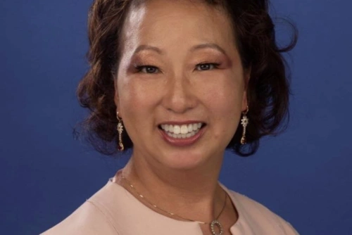 Headshot of Kimberly Lee Stock
