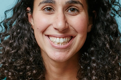 Headshot of Lauren Weinstein 